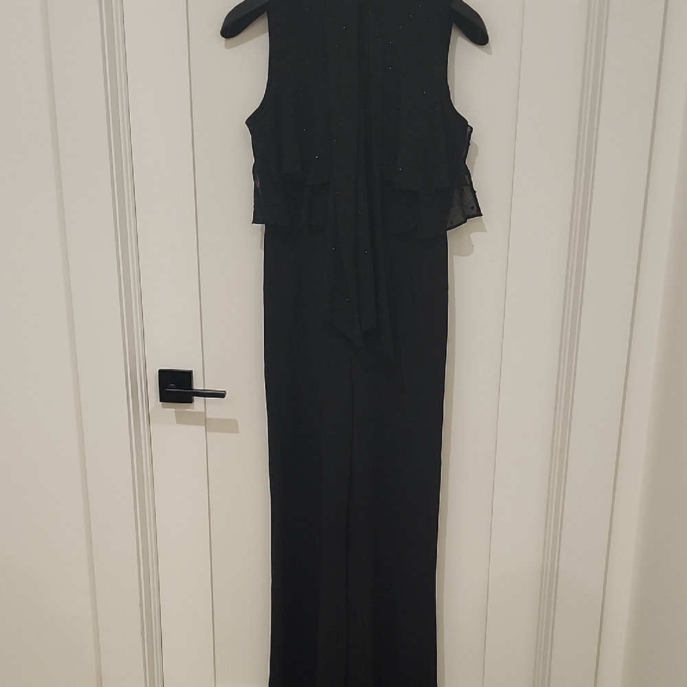 Elegant Black Sleeveless Jumpsuit